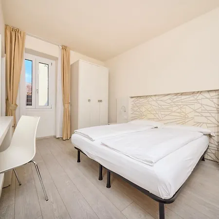 Geier Hotell Torbole Sul Garda