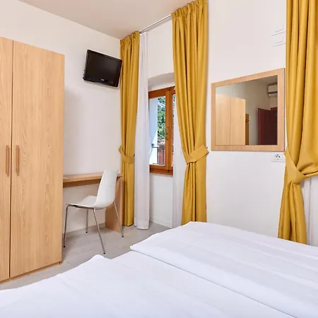 Geier Hotel Torbole Sul Garda